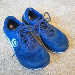 Womens Topo Ultraventure 3 walking/running shoe